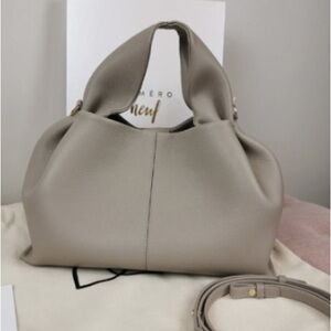 Huskycatshop poche bag